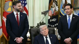 fans_trump_robio_6589325478