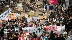 france_student_demo_8905209